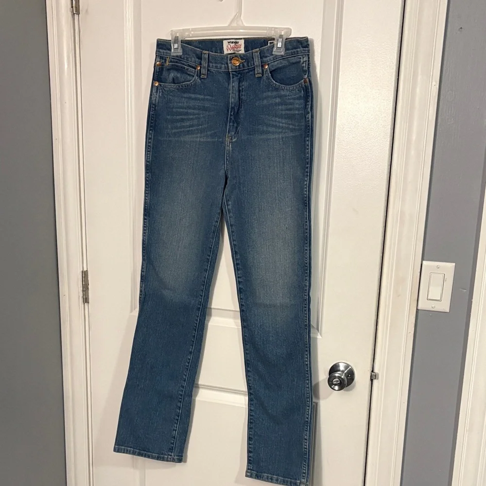 Straight Leg Wrangler Rooted Collection Jeans - Picture 1 of 8